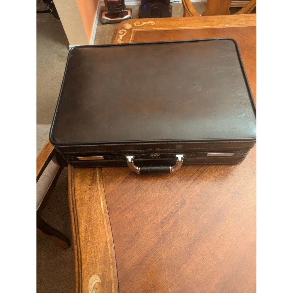 Pratt Professional Cases For Business & Industry BRIEFCASE